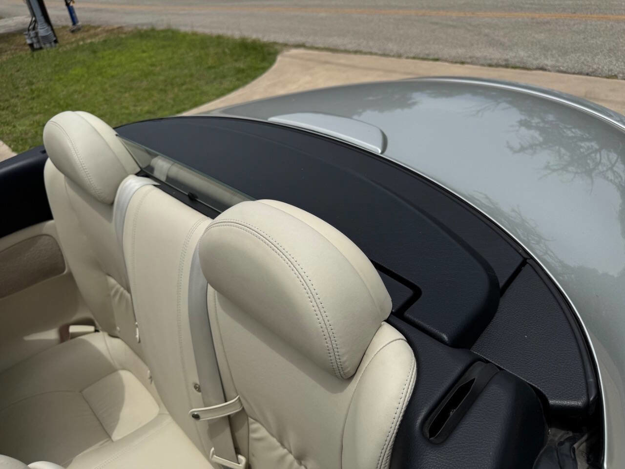 Used 2005 Lexus SC 430 Convertible RWD image 32
