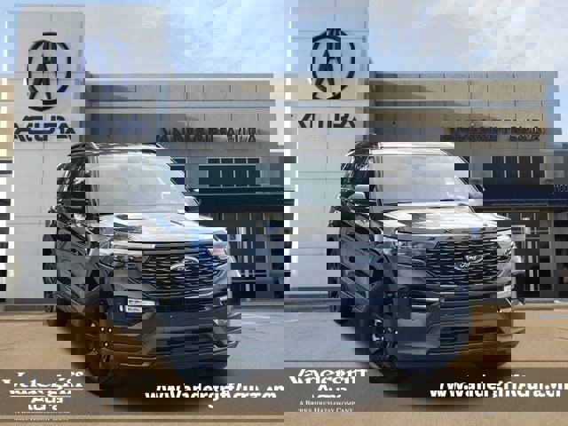 Used 2023 Ford Explorer ST-Line w/ Class IV Trailer Tow Package