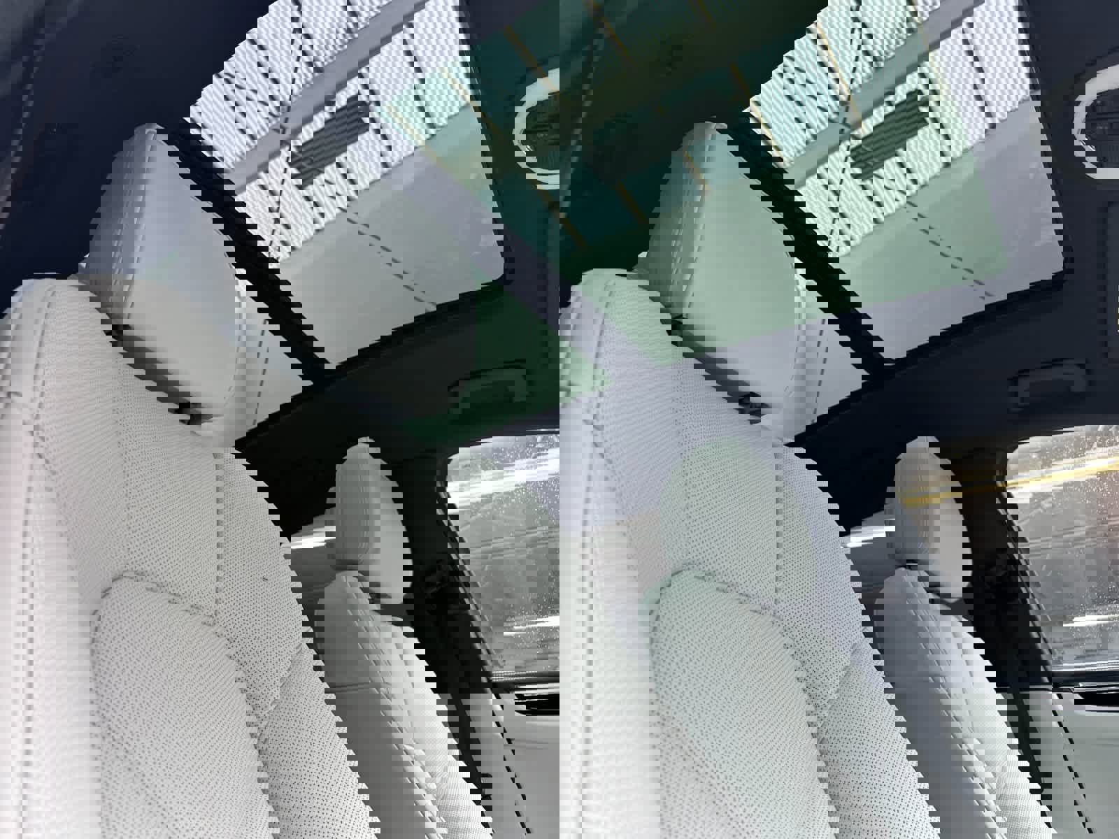 New 2026 Porsche Macan image 18