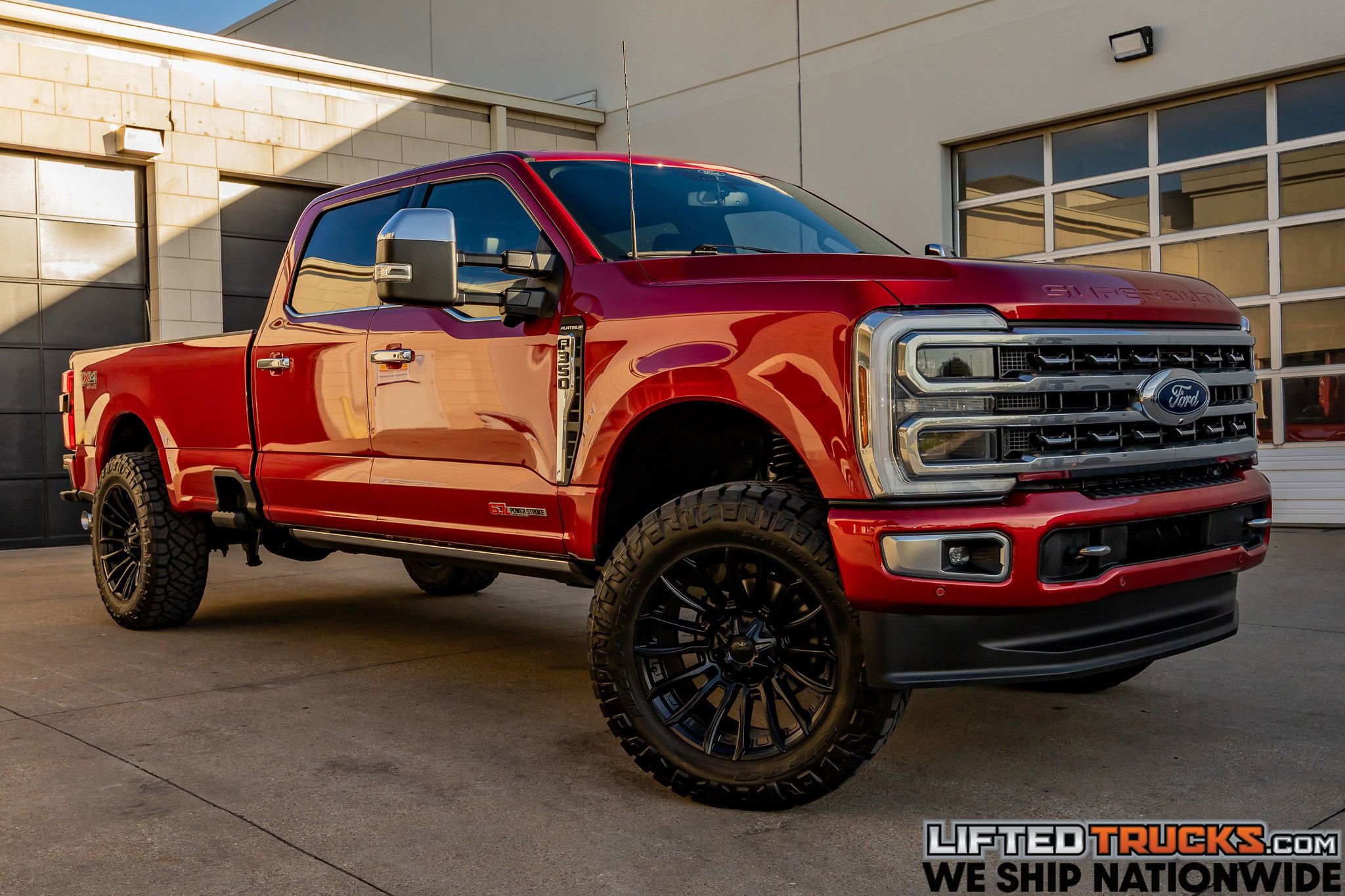 Used 2024 Ford F350 Platinum image 1