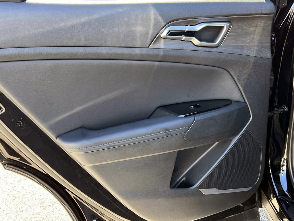 Used 2023 Kia Sportage X-Line w/ X-Line Premium Package image 11