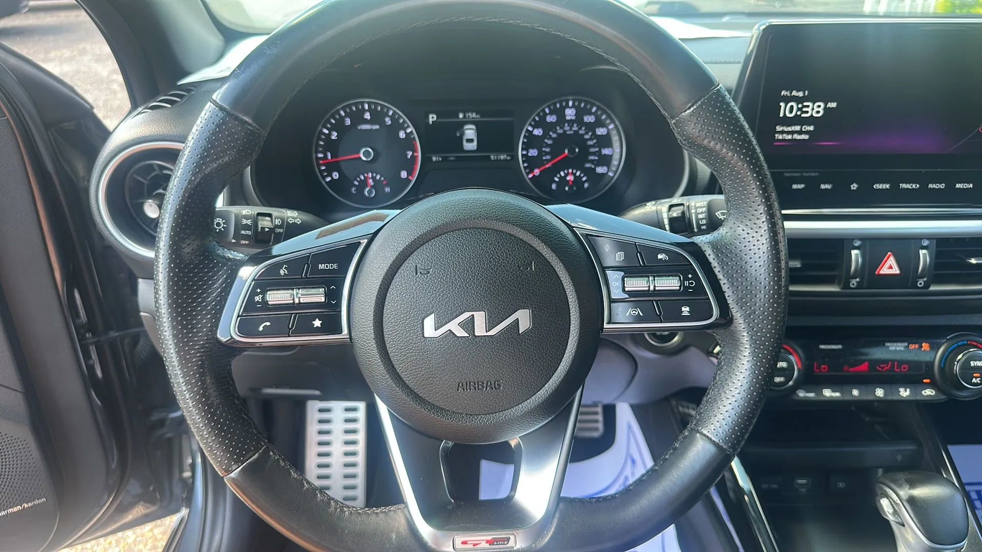 Used 2023 Kia Forte GT-Line w/ GT-Line Premium Package FWD image 12