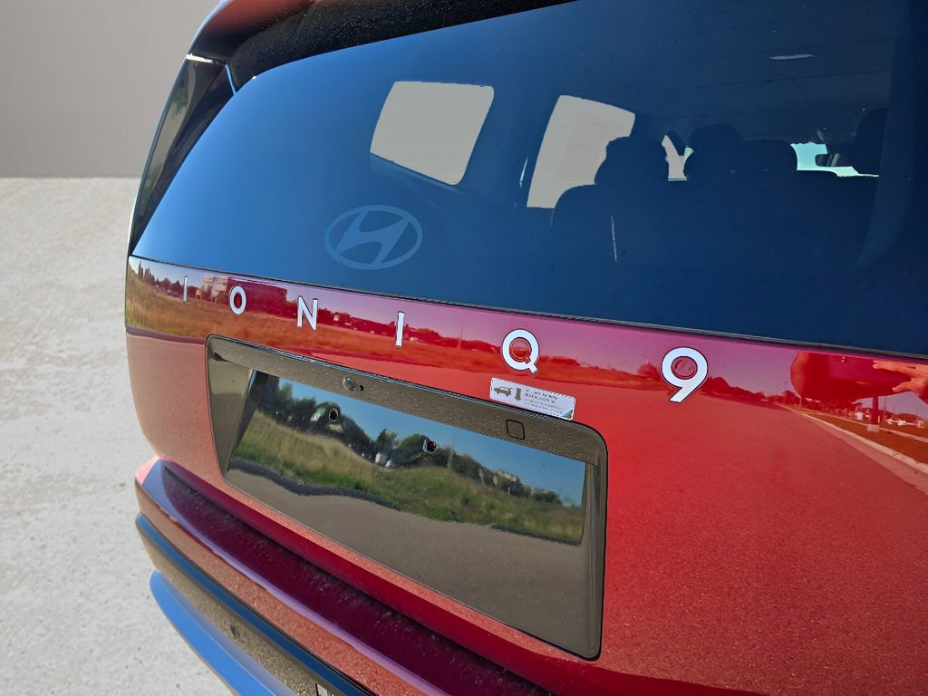 New 2026 Hyundai Ioniq 9 SEL image 10