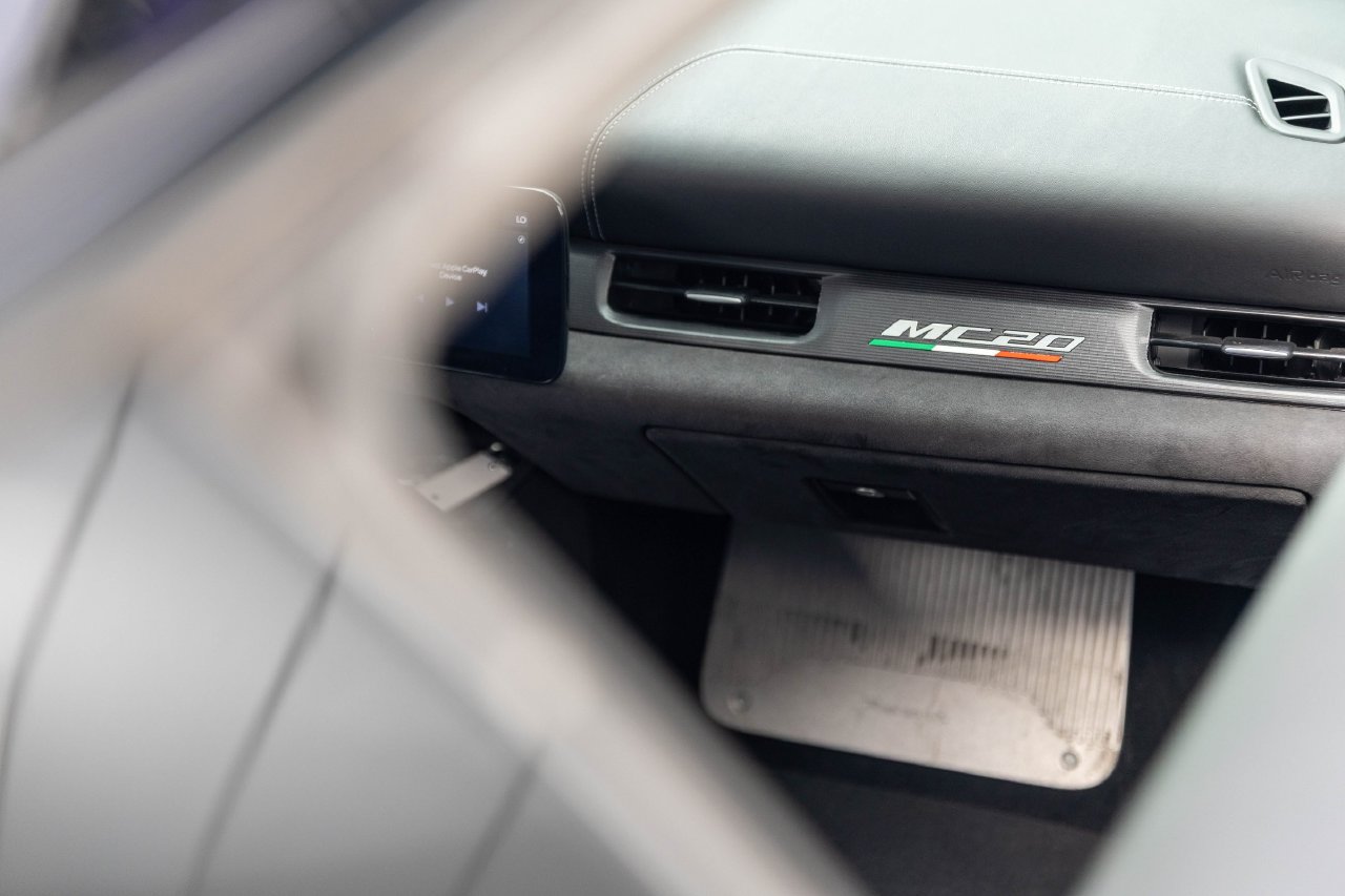 Used 2022 Maserati MC20 Coupe RWD image 47