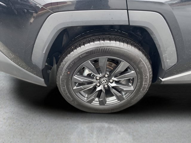 Used 2026 Toyota RAV4 XLE Premium AWD/4WD image 22