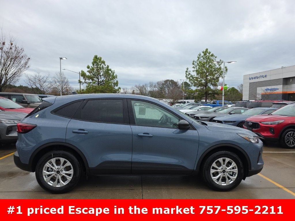 Used 2018 Ford Escape Titanium w/ Ford Safe & Smart Package image 4