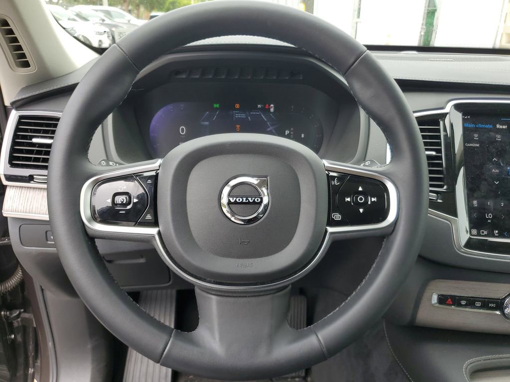 Certified 2024 Volvo XC90 B6 Ultimate image 18
