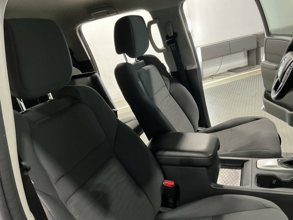 Used 2025 Nissan Frontier S w/ S Utility Package image 19