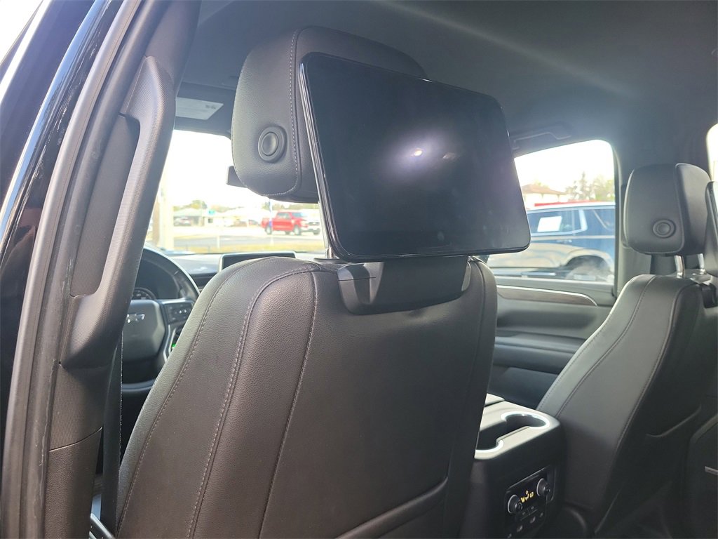 Used 2021 Chevrolet Suburban Z71 w/ Rear Media and Nav Package image 9
