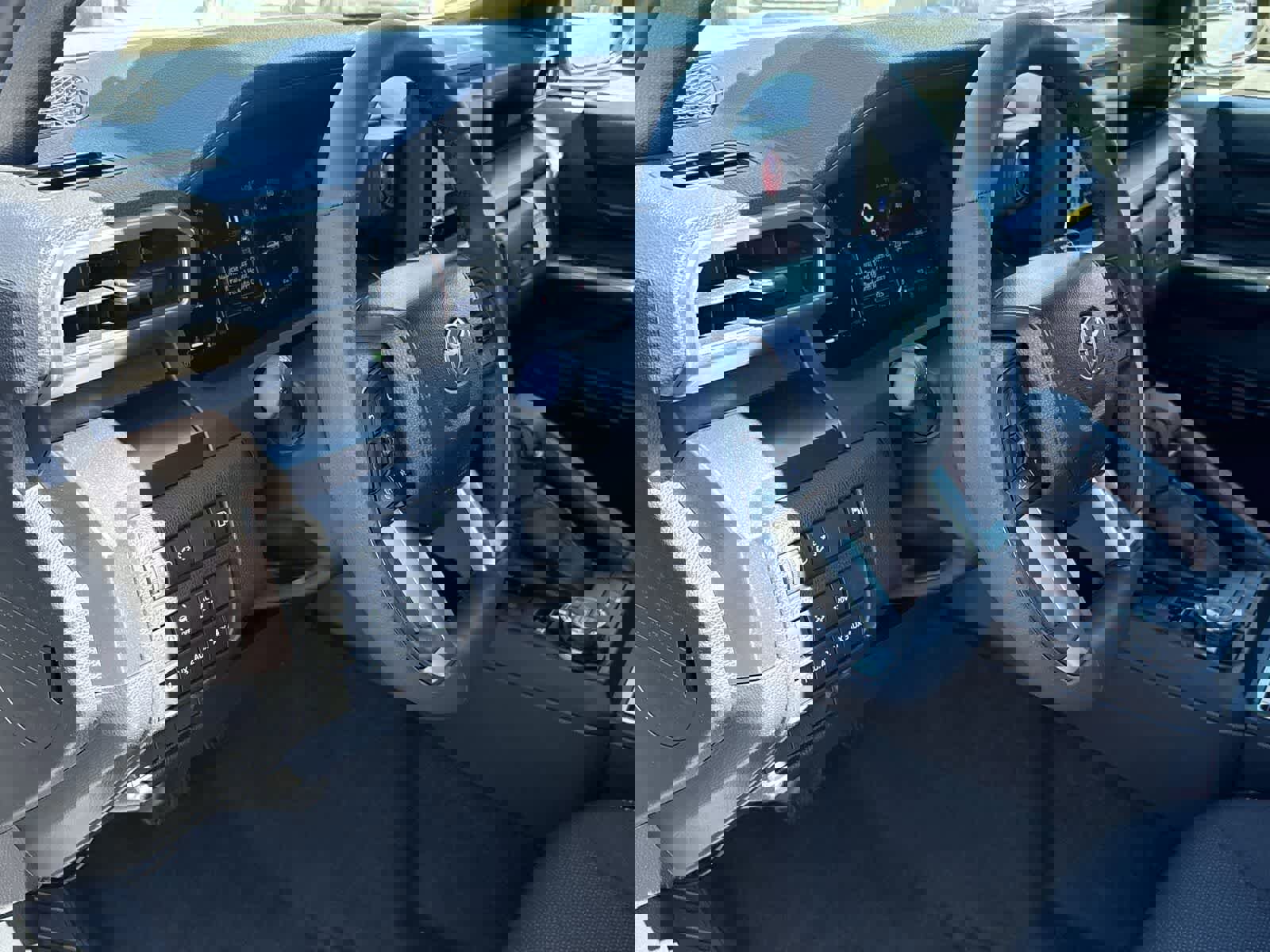 New 2025 Toyota 4Runner TRD Off-Road AWD/4WD image 16