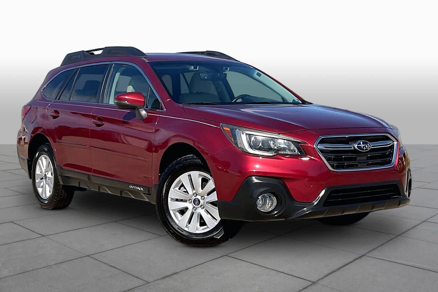 Used 2018 Subaru Outback 2.5i Premium AWD/4WD image 2