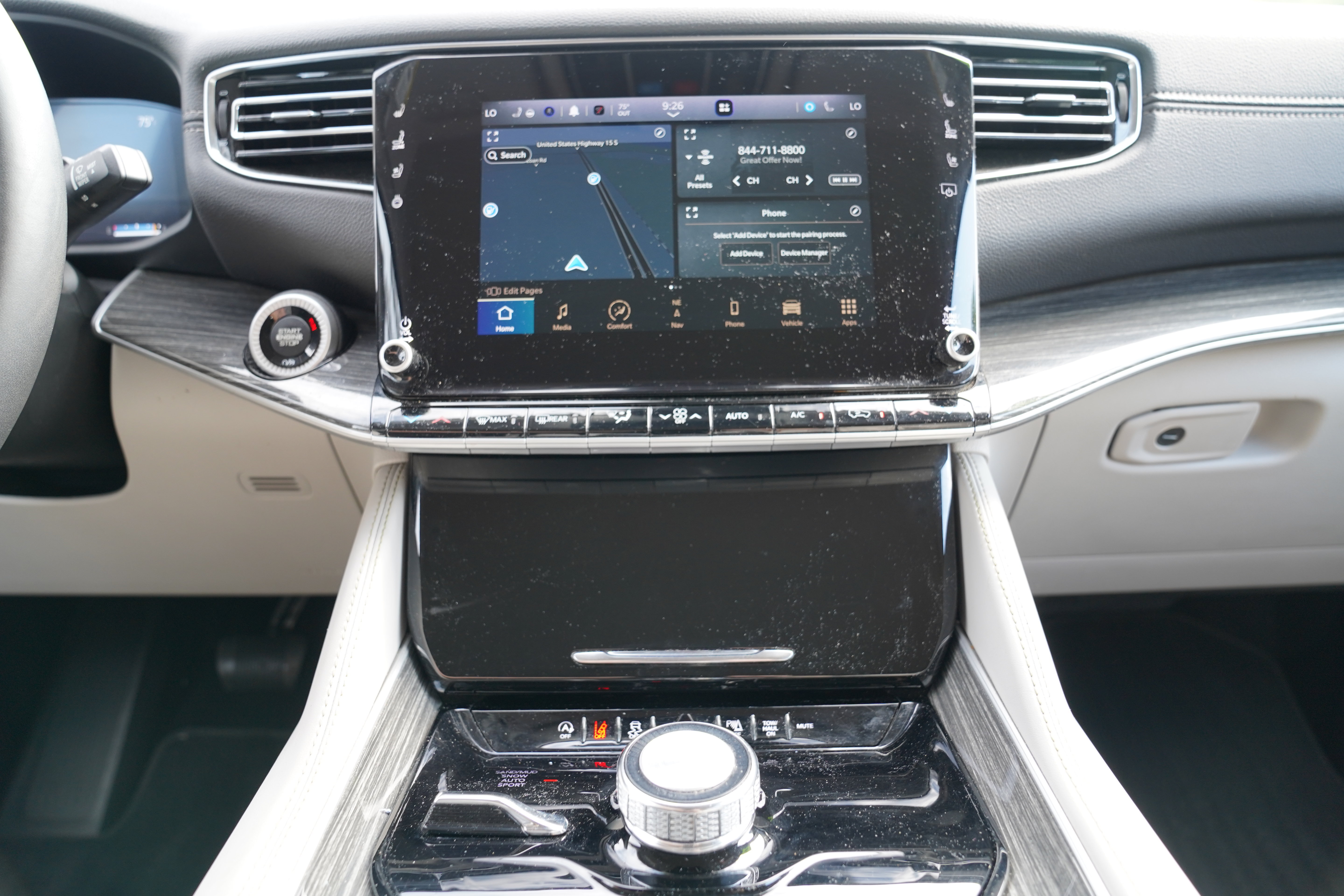 Used 2022 Jeep Wagoneer Series II AWD/4WD image 23