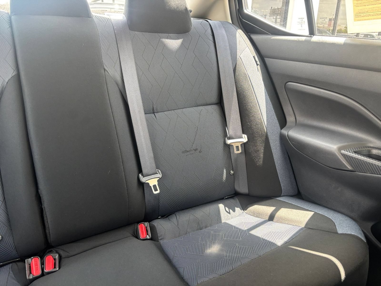 Used 2025 Nissan Versa SV FWD image 34