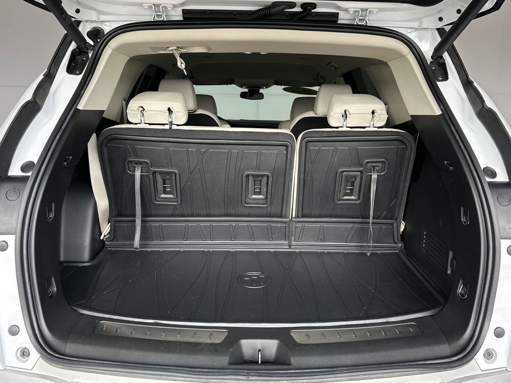 Certified 2024 Buick Enclave Essence w/ LPO, Floor Liner Package image 34