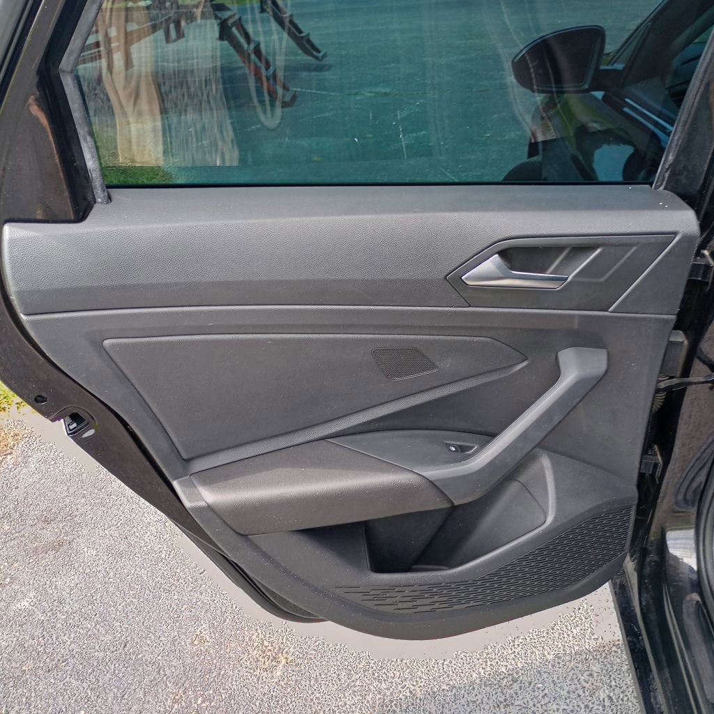 Used 2019 Volkswagen Jetta SE image 17