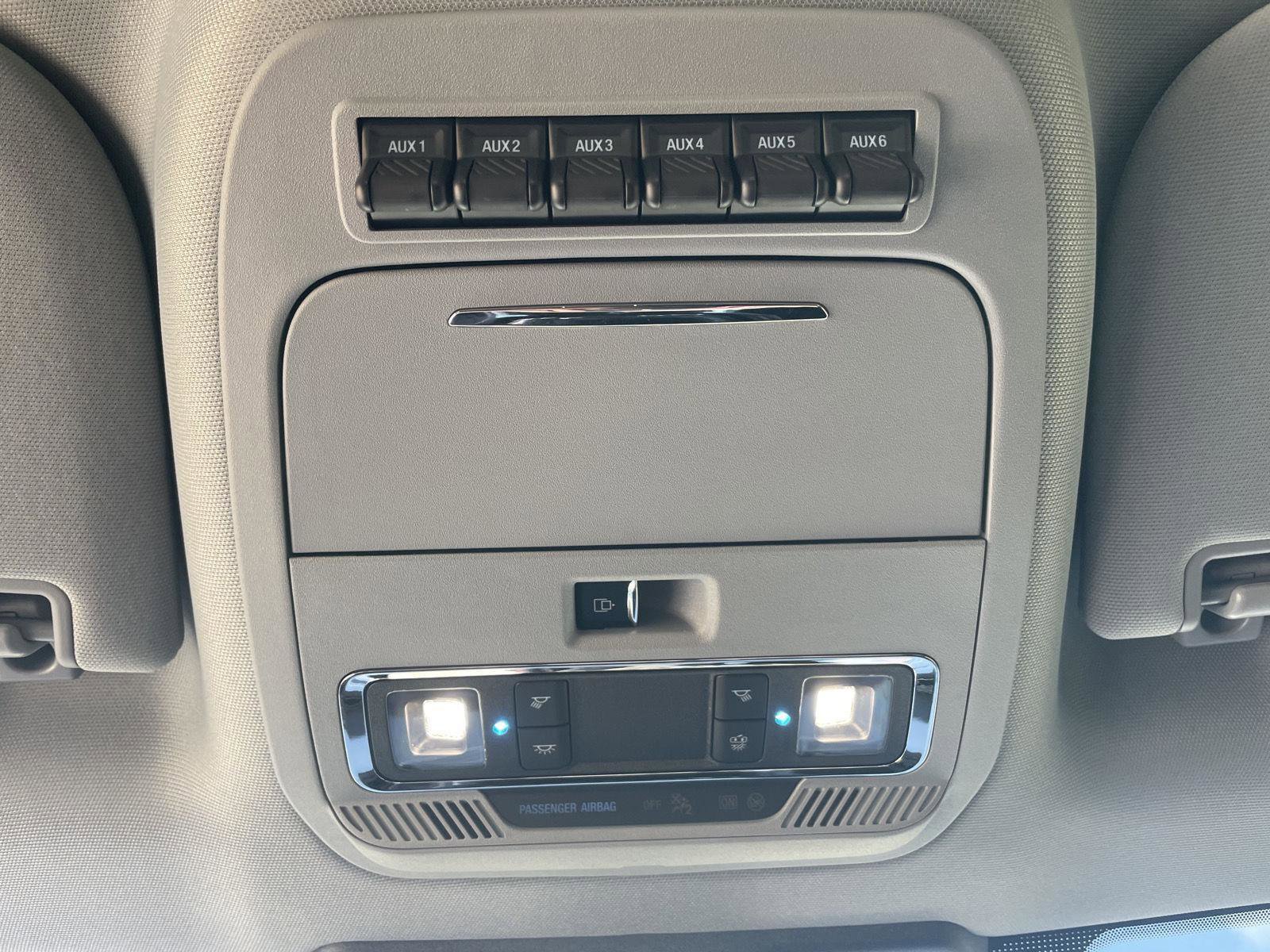 Used 2025 Ford F350 Lariat w/ Lariat Ultimate Package image 22