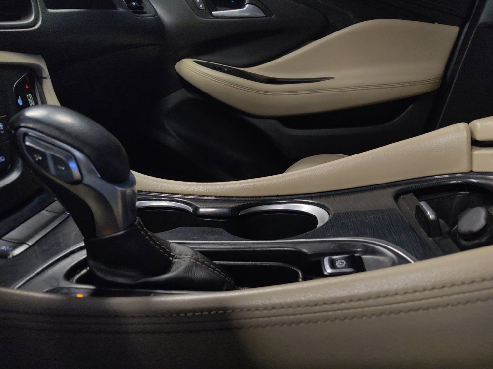 Used 2018 Buick Envision Essence FWD image 26