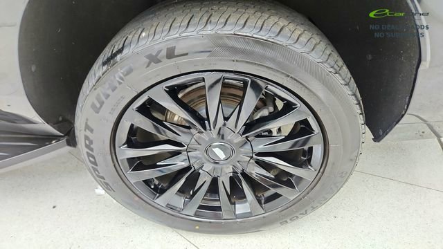 Used 2023 Cadillac Escalade ESV Premium Luxury image 66