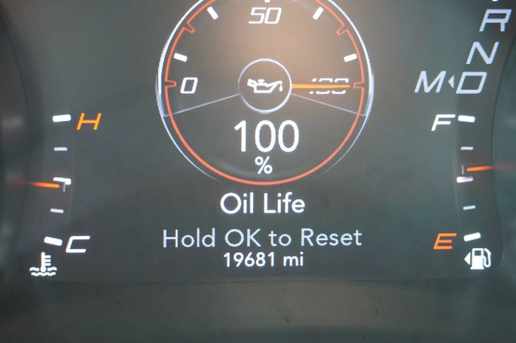 Used 2023 Dodge Charger SXT w/ Plus Group RWD image 22