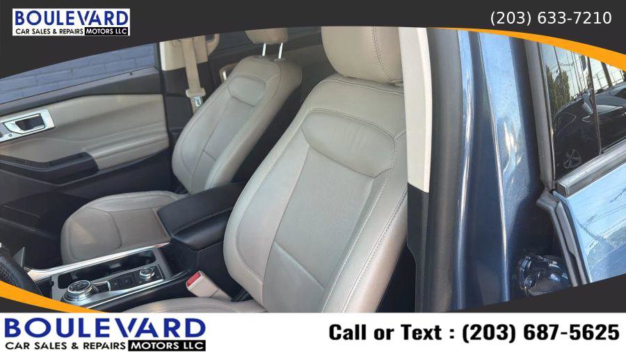 Used 2020 Ford Explorer Limited w/ Class III Trailer Tow Package image 31