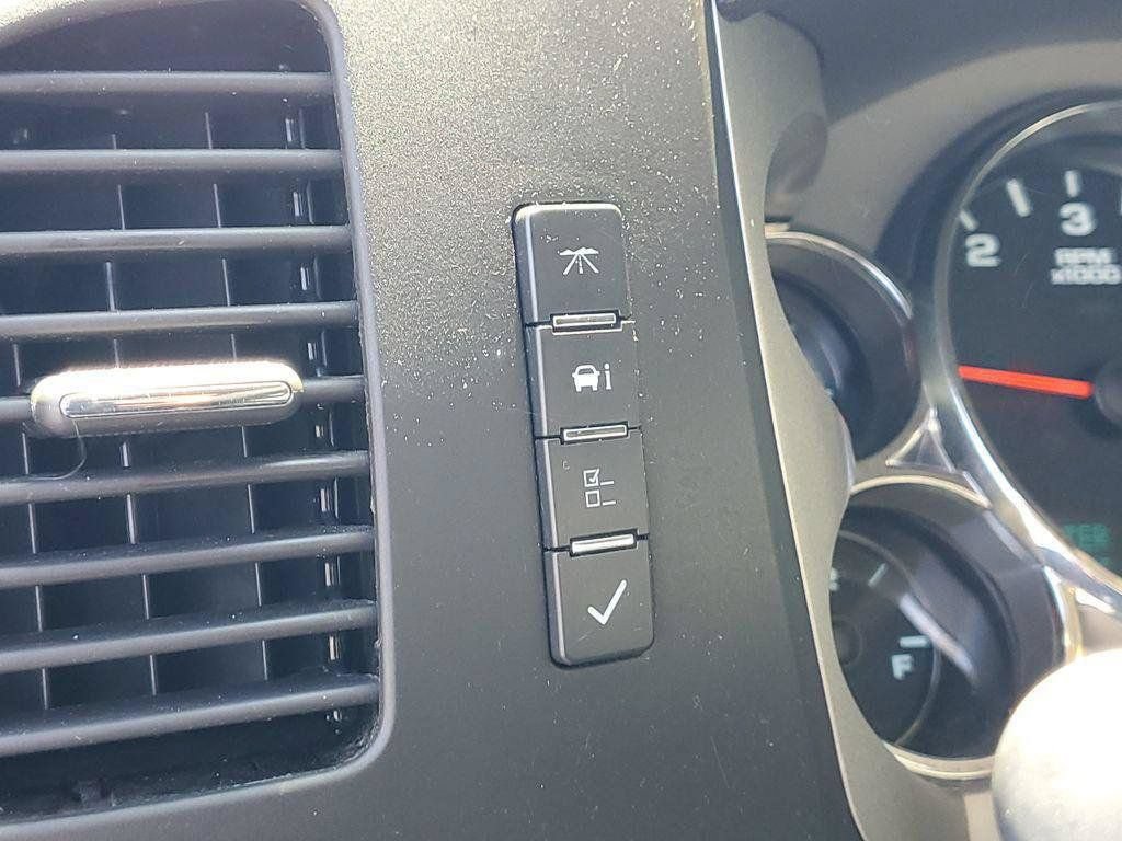Used 2013 Chevrolet Silverado 1500 LT w/ All-Star Edition AWD/4WD image 8