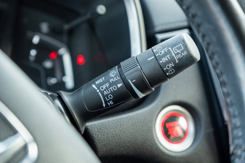 Used 2018 Honda CR-V Touring image 14