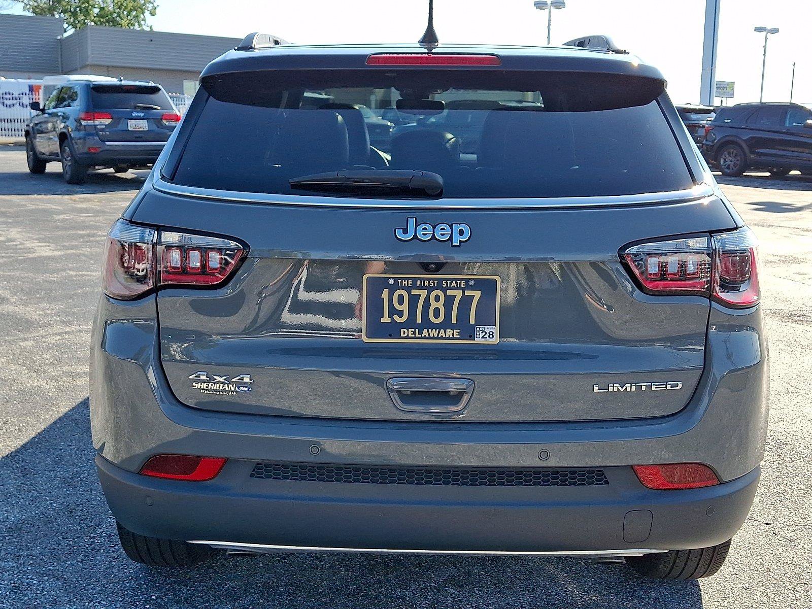 Used 2023 Jeep Compass Limited w/ Sun and Sound Group AWD/4WD image 5