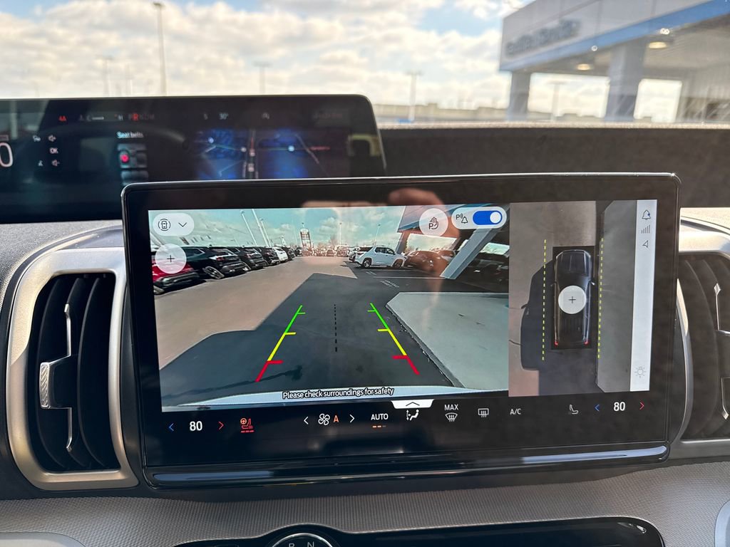 Used 2025 Ford Expedition Active image 25