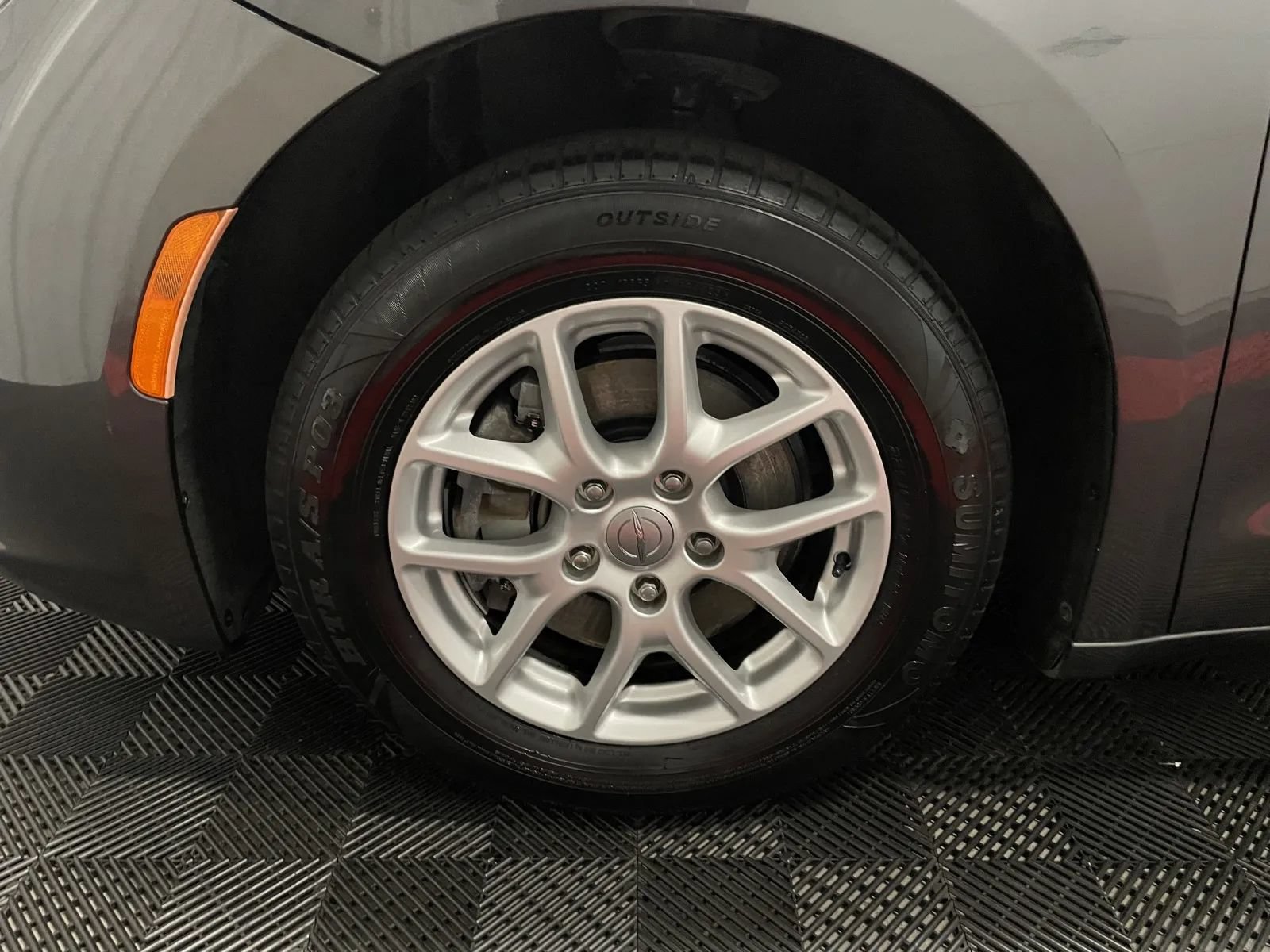 Used 2018 Chrysler Pacifica LX FWD image 10
