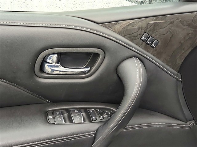 Used 2023 INFINITI QX80 Luxe w/ Cargo Package image 28