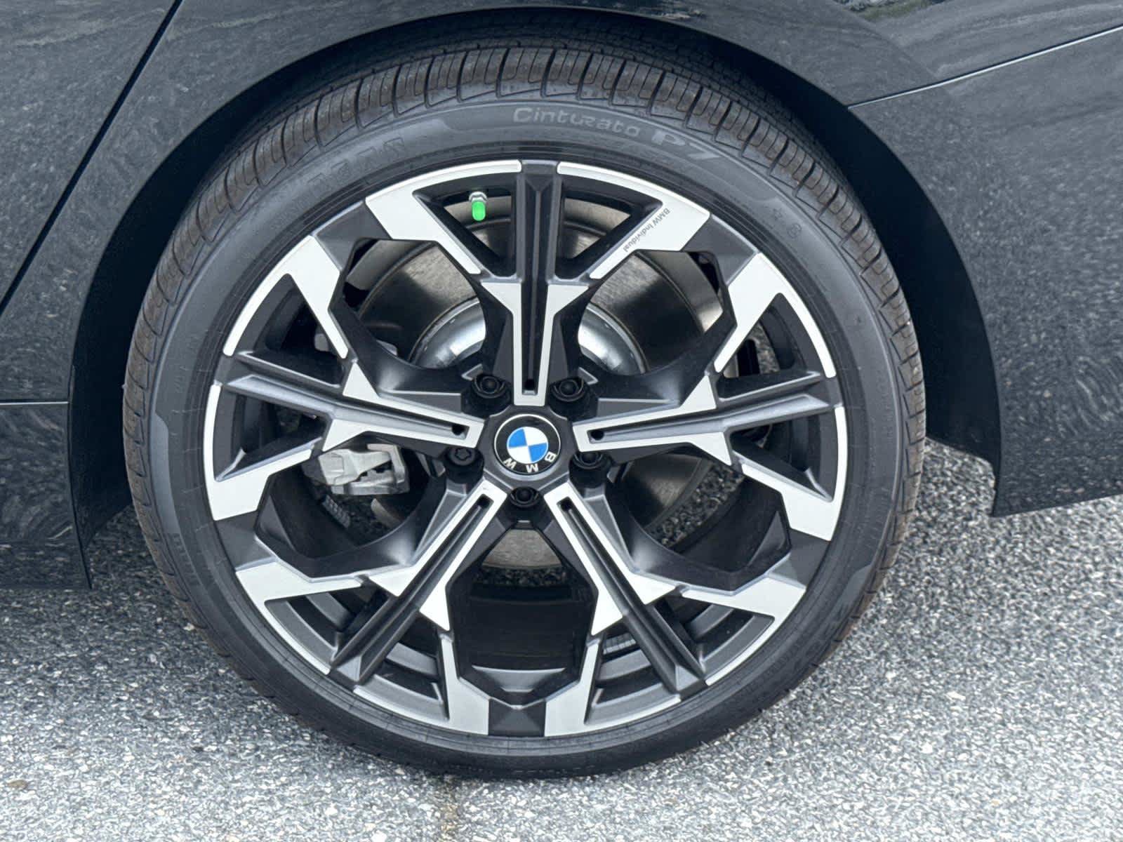 New 2026 BMW 330i xDrive Sedan w/ Premium Package AWD/4WD image 12