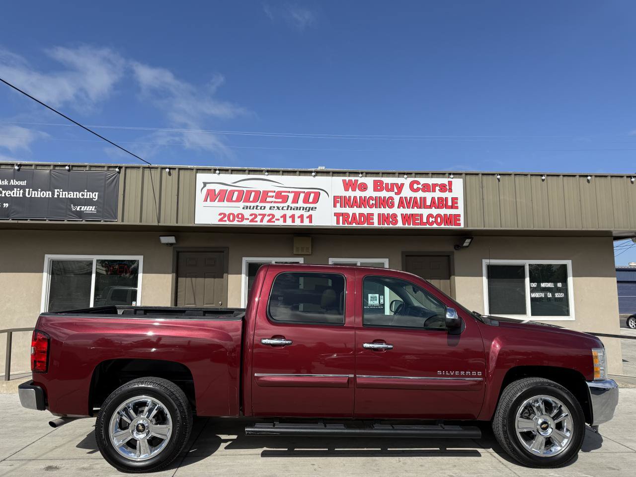 Used 2013 Chevrolet Silverado 1500 LT RWD image 2