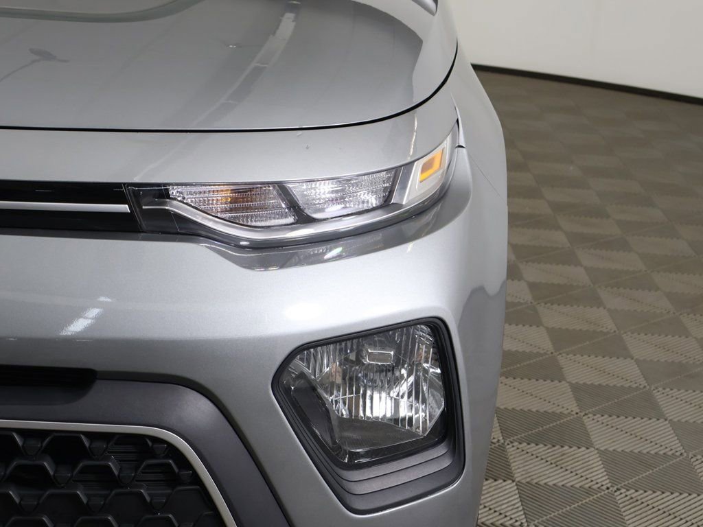 Used 2022 Kia Soul LX w/ Technology Package image 14