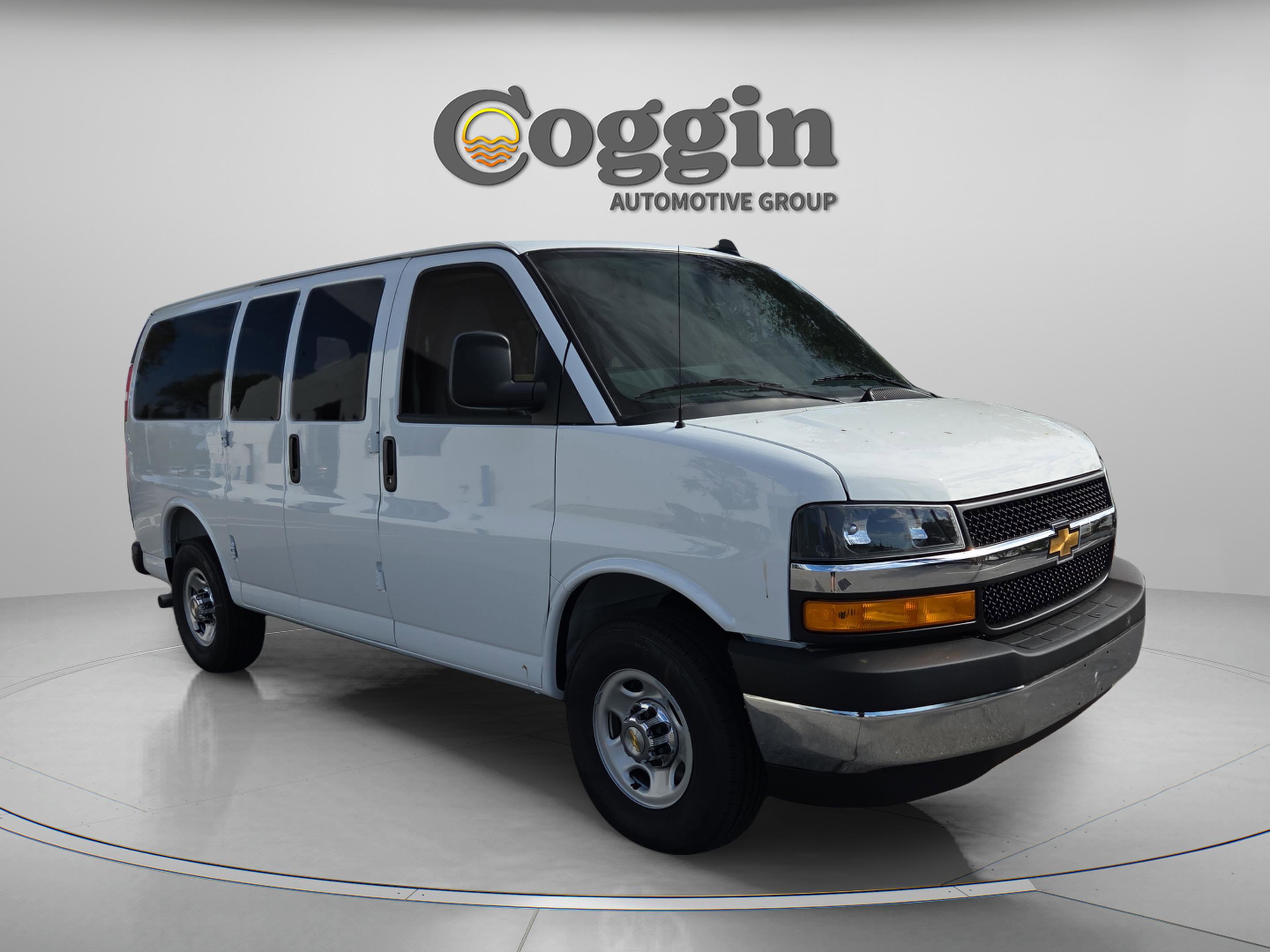 New 2026 Chevrolet Express 2500 LT w/ LT Preferred Equipment Group image 7