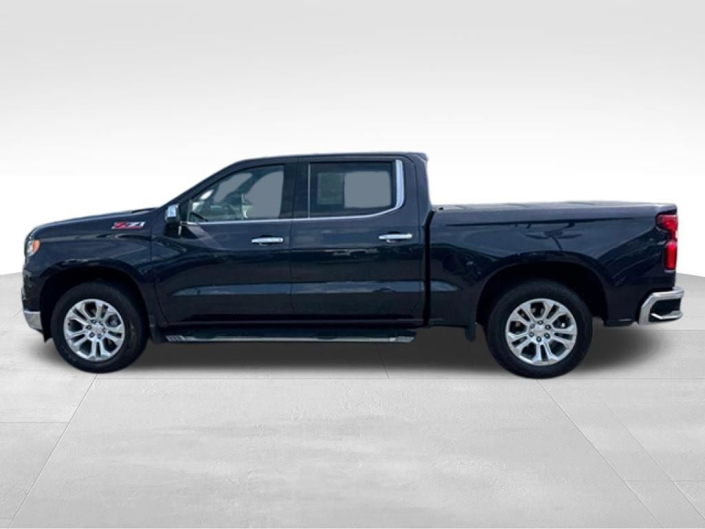 Used 2024 Chevrolet Silverado 1500 LTZ w/ LTZ Premium Package AWD/4WD image 2