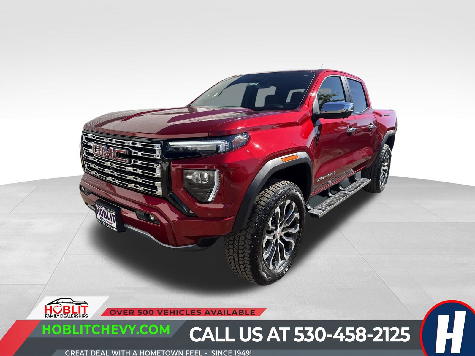 Used 2025 GMC Canyon Denali image 1