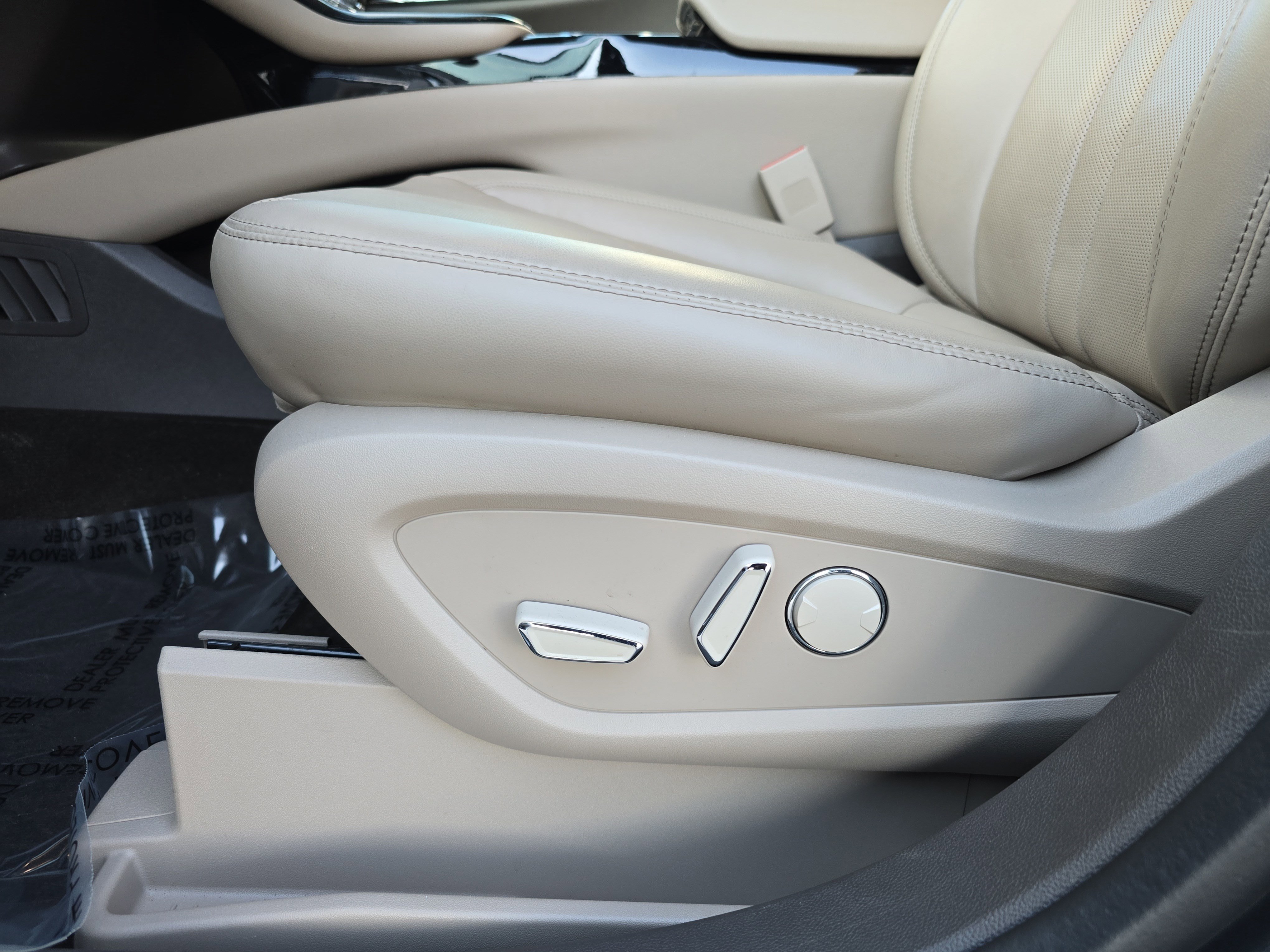 Used 2023 Lincoln Nautilus Reserve w/ Cargo Utility Package image 28