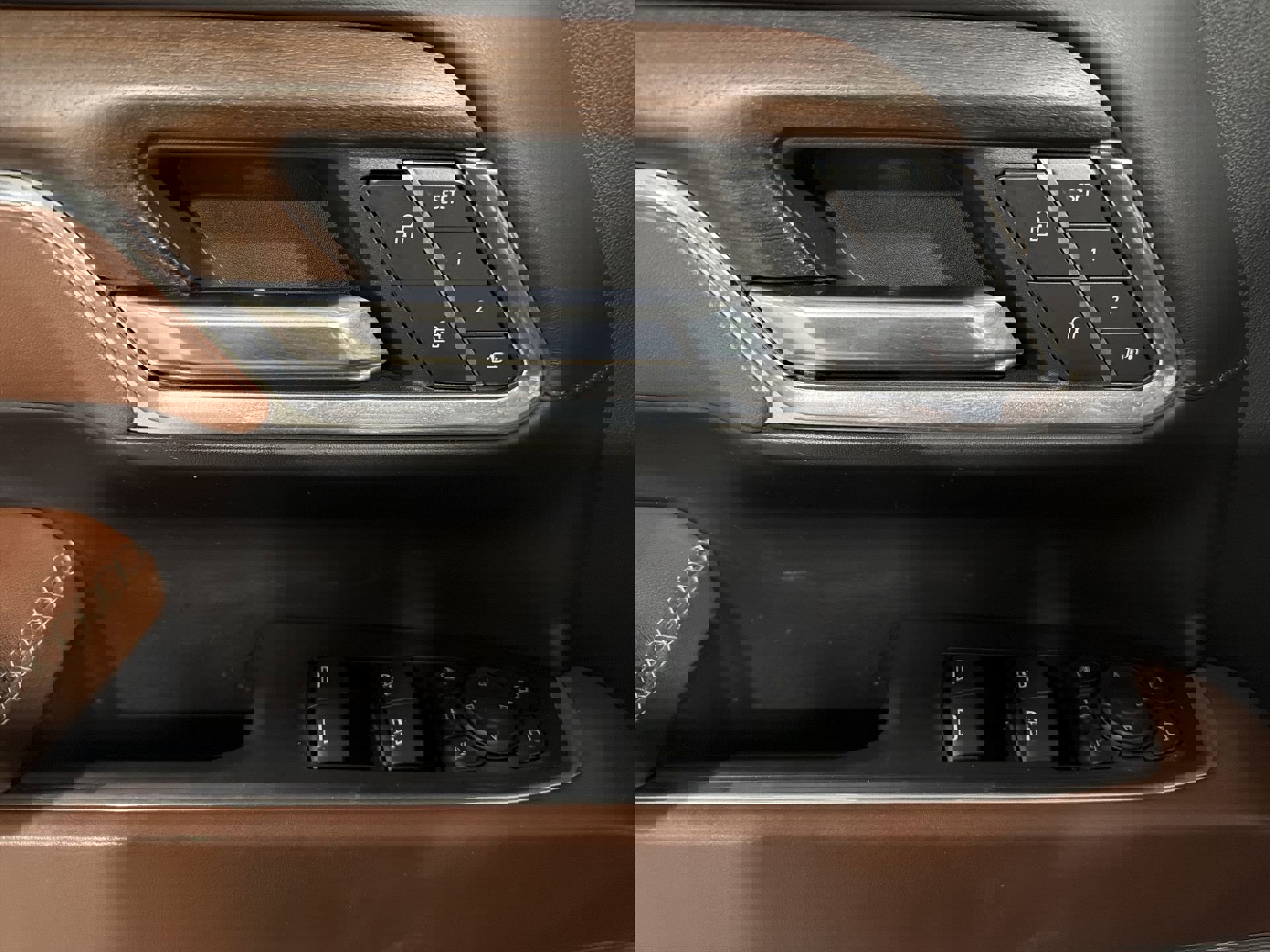 Used 2024 GMC Sierra 2500 Denali Ultimate image 30