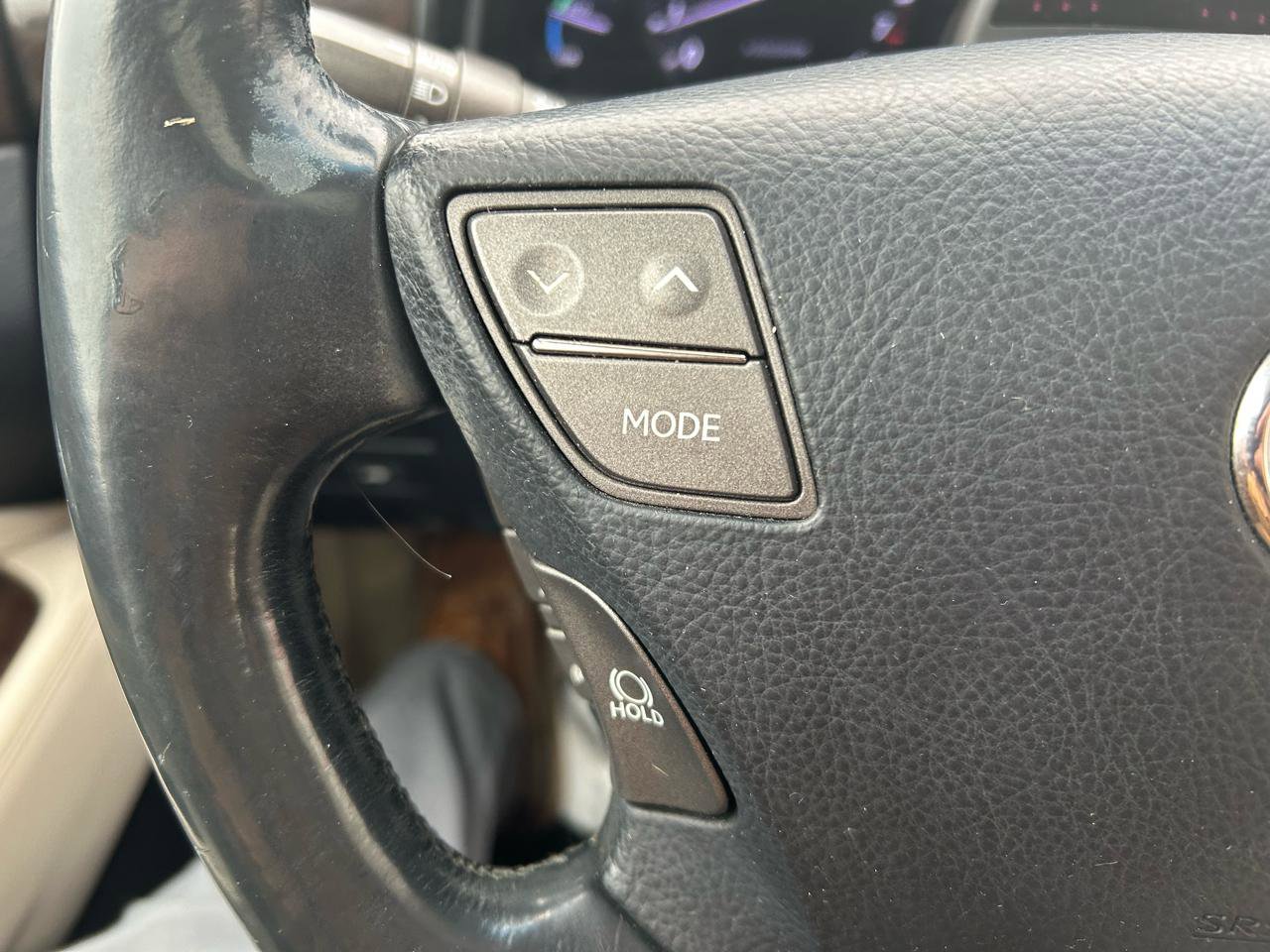 Used 2008 Lexus LS 600h L image 18