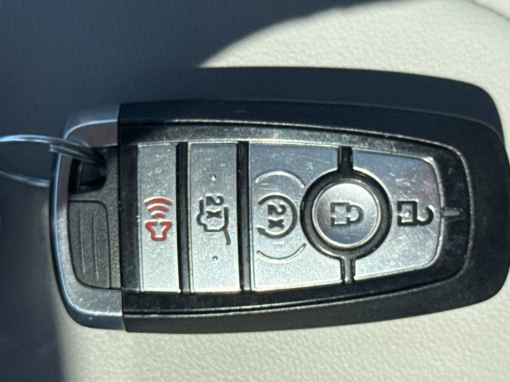 Used 2025 Ford Expedition Active AWD/4WD image 48