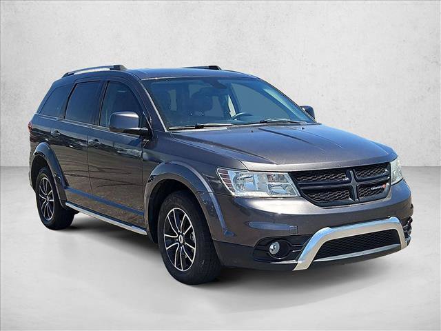 Used 2019 Dodge Journey Crossroad w/ Driver Convenience Group FWD image 3