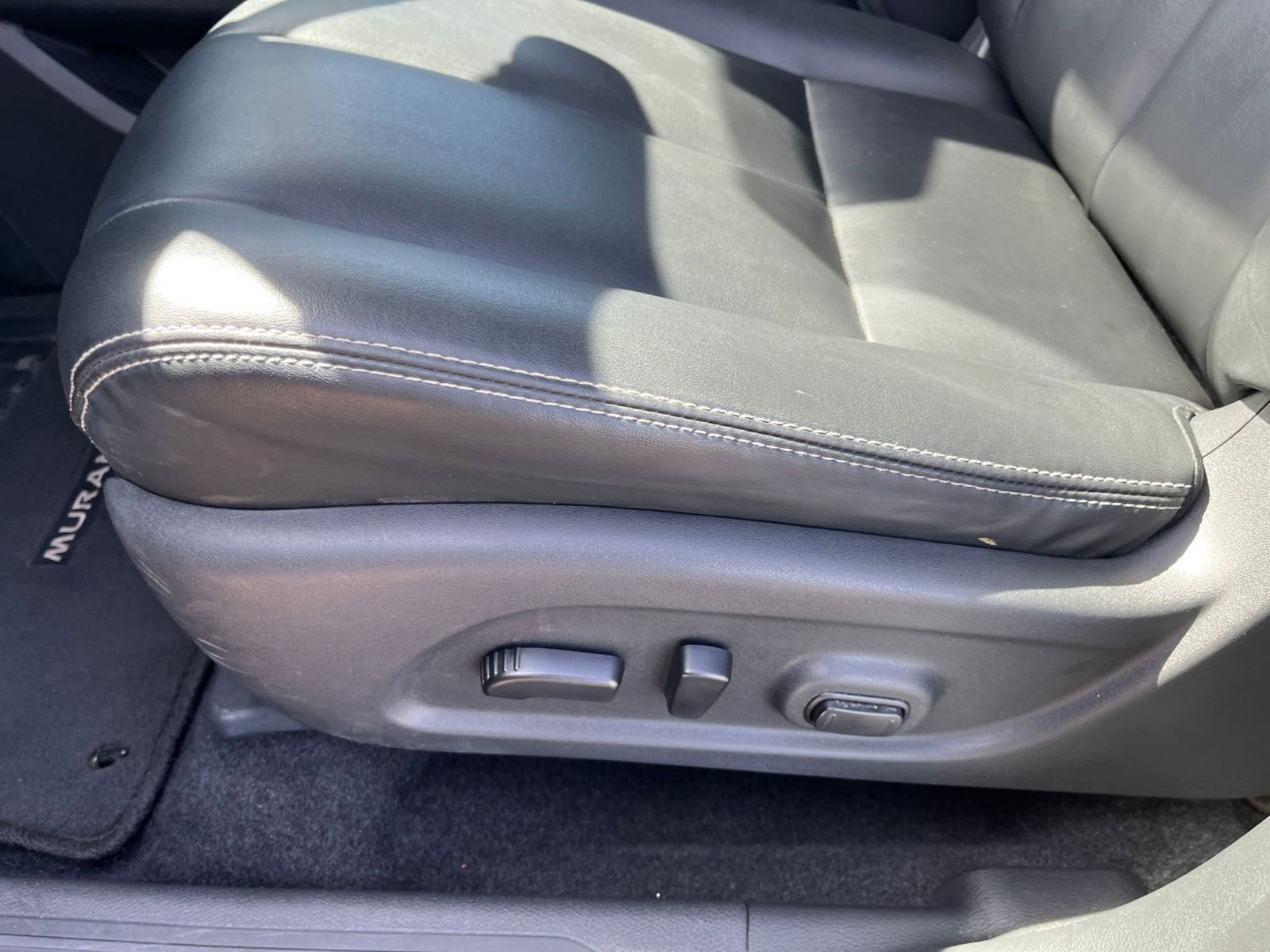 Used 2023 Nissan Murano SV image 23