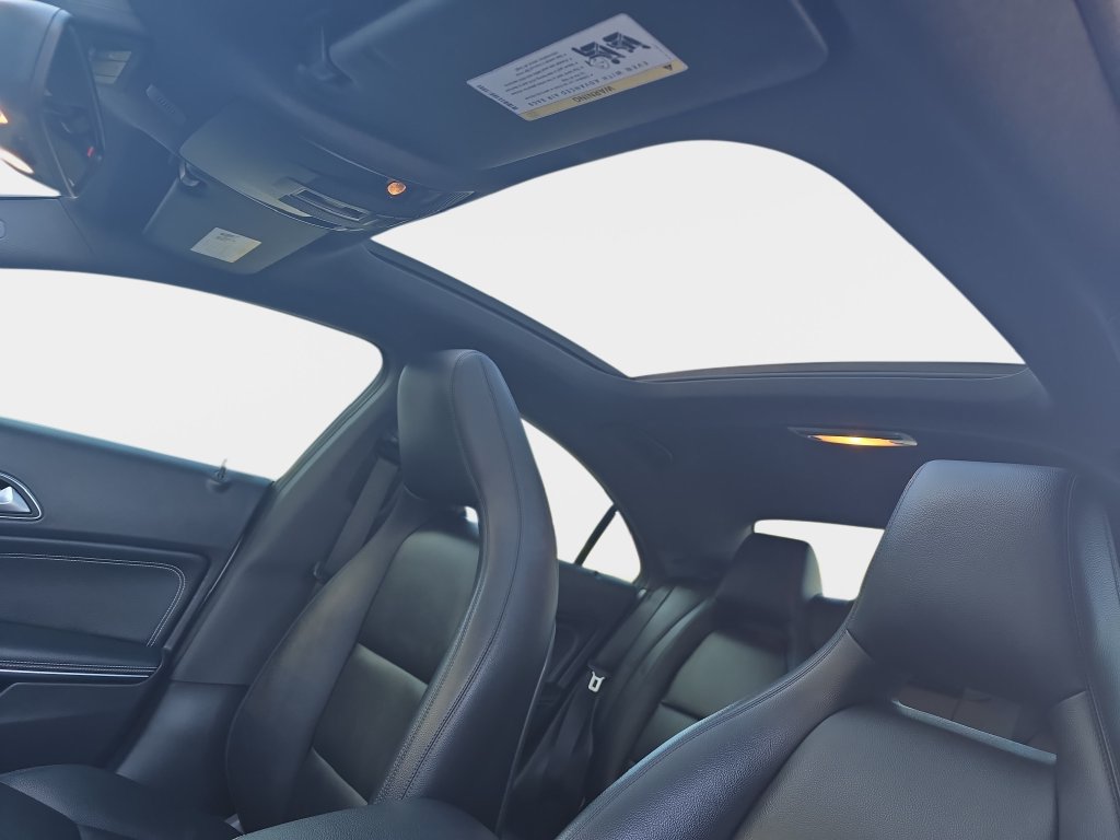 Used 2014 Mercedes-Benz CLA 250 image 31