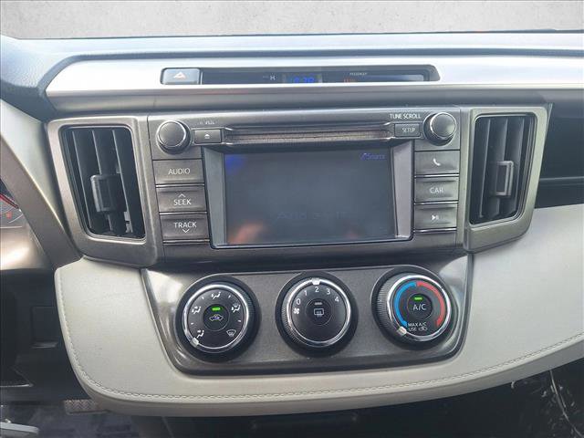 Used 2013 Toyota RAV4 LE FWD image 12