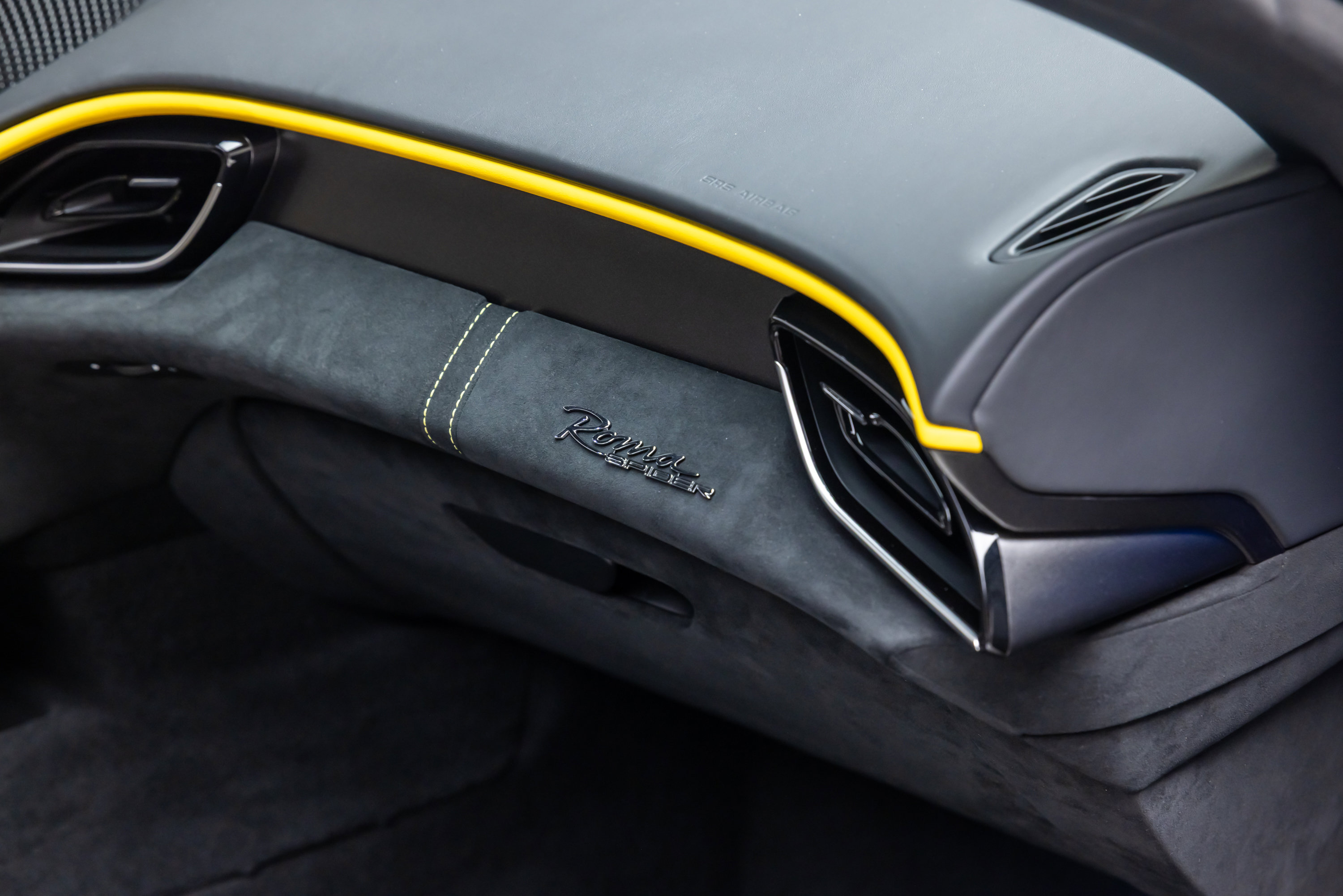 Used 2026 Ferrari Roma Spider RWD image 50