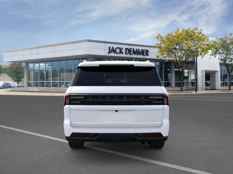 New 2026 Lincoln Navigator L Reserve AWD/4WD image 5