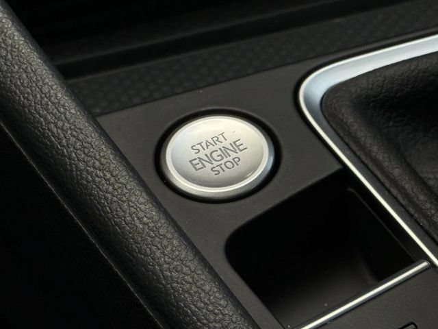 Used 2026 Volkswagen Jetta SE FWD image 20