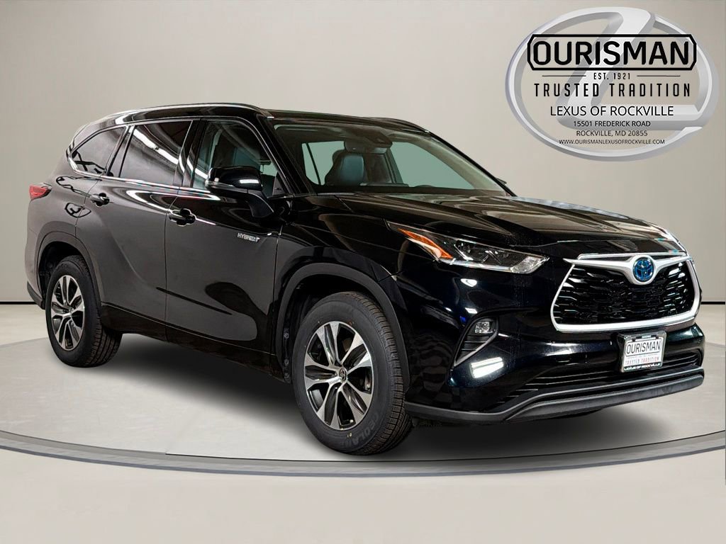 Used 2021 Toyota Highlander XLE video 1