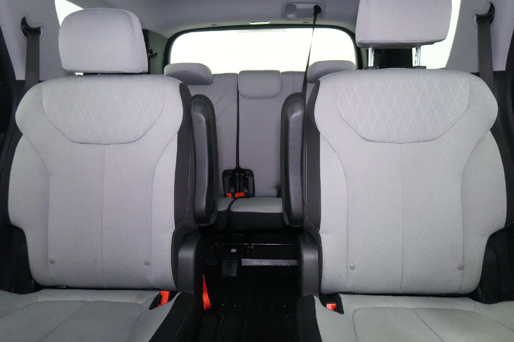 Used 2020 Hyundai Palisade SEL w/ Convenience Package FWD image 19