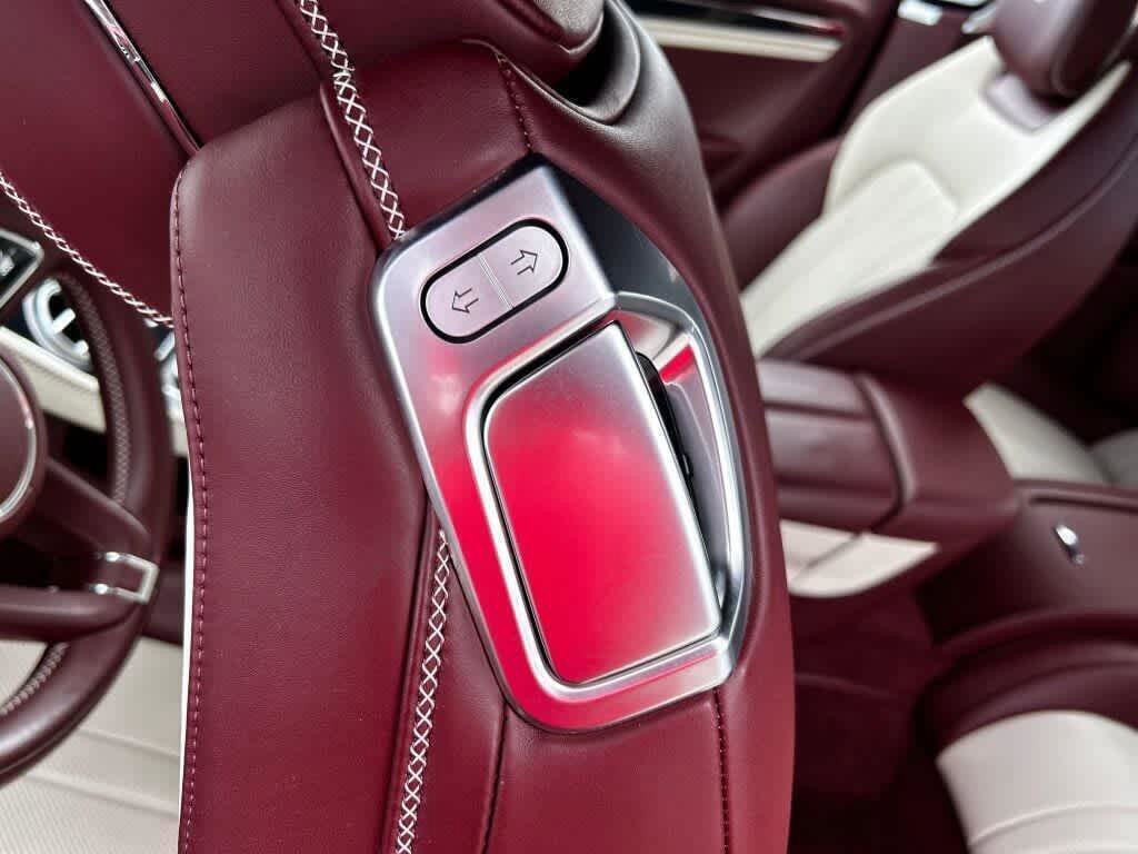 Used 2021 Bentley Continental GT image 15